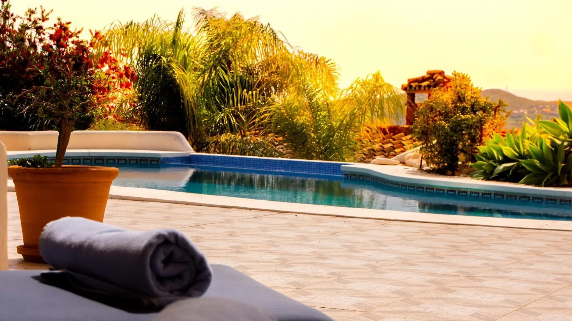 Luxury Villa Overlooking Fuengirola - Ref 86 Santa Fe de los Boliches 0*,