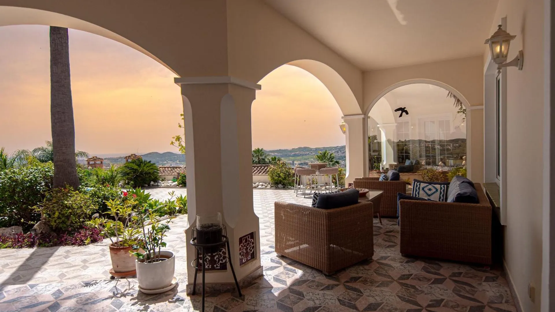 Luxury Villa Overlooking Fuengirola - Ref 86 Santa Fe de los Boliches Spanyolország
