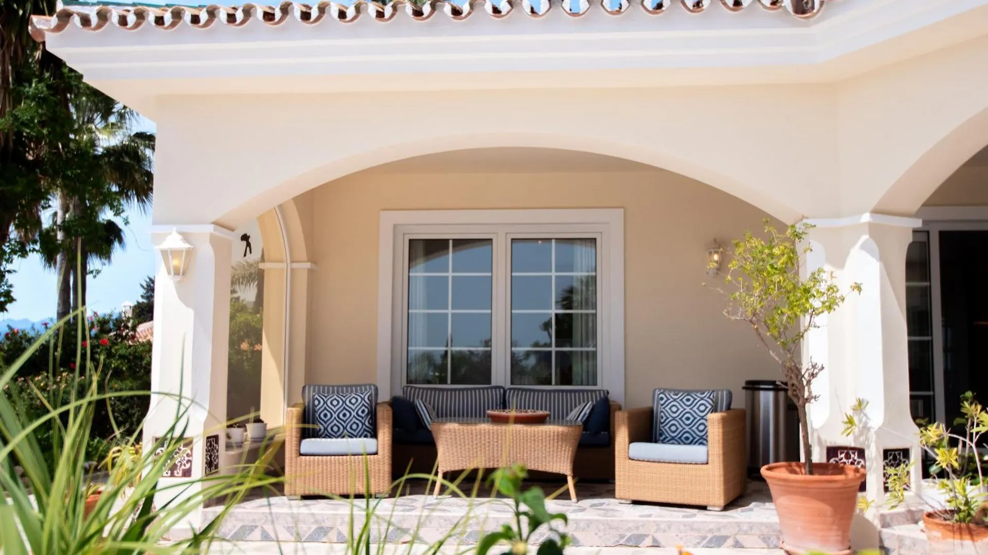 Luxury Villa Overlooking Fuengirola - Ref 86 Santa Fe de los Boliches