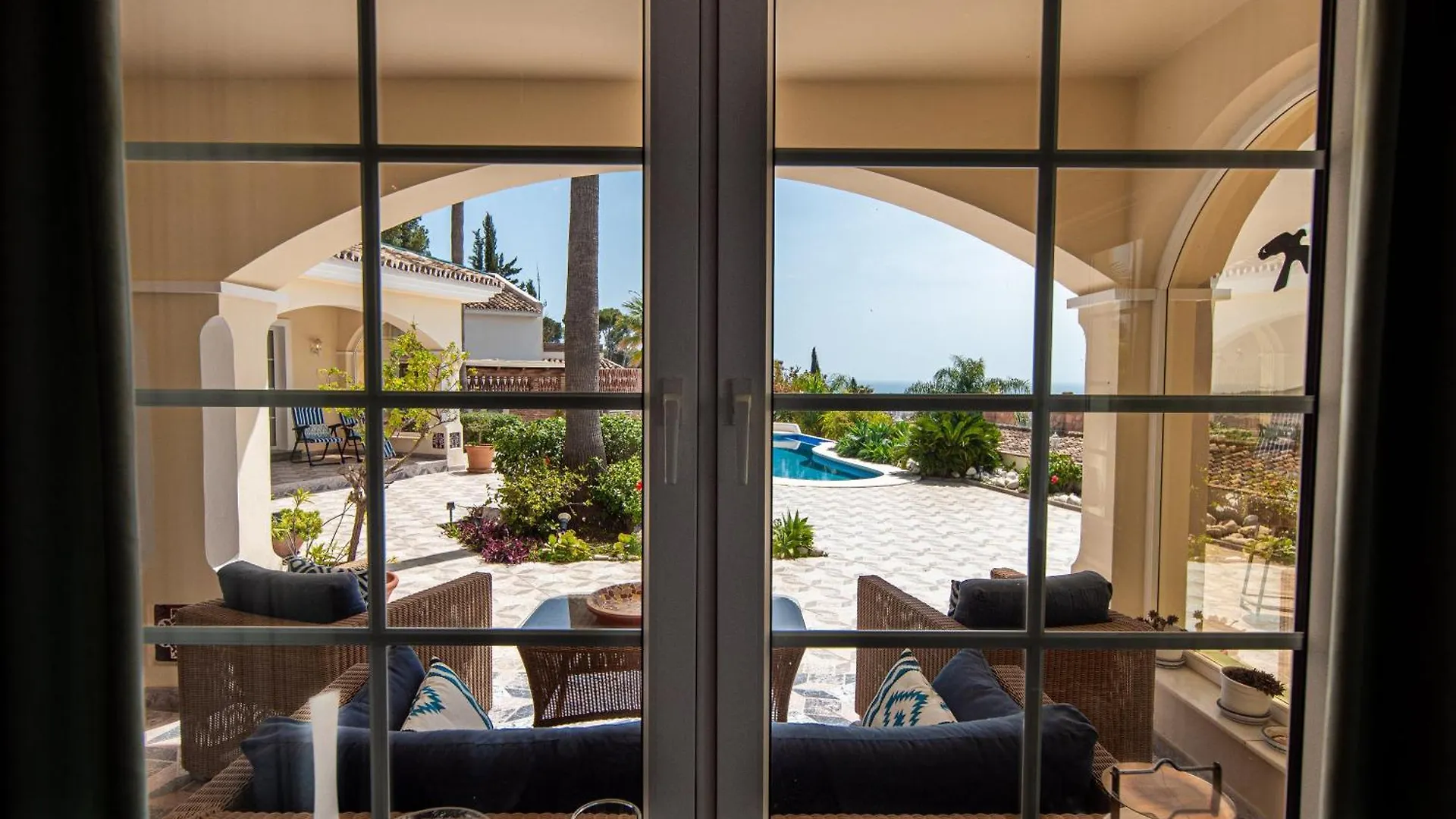 Luxury Villa Overlooking Fuengirola - Ref 86 Santa Fe de los Boliches