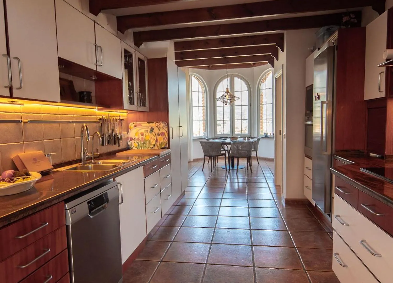 Luxury Villa Overlooking Fuengirola - Ref 86 Santa Fe de los Boliches