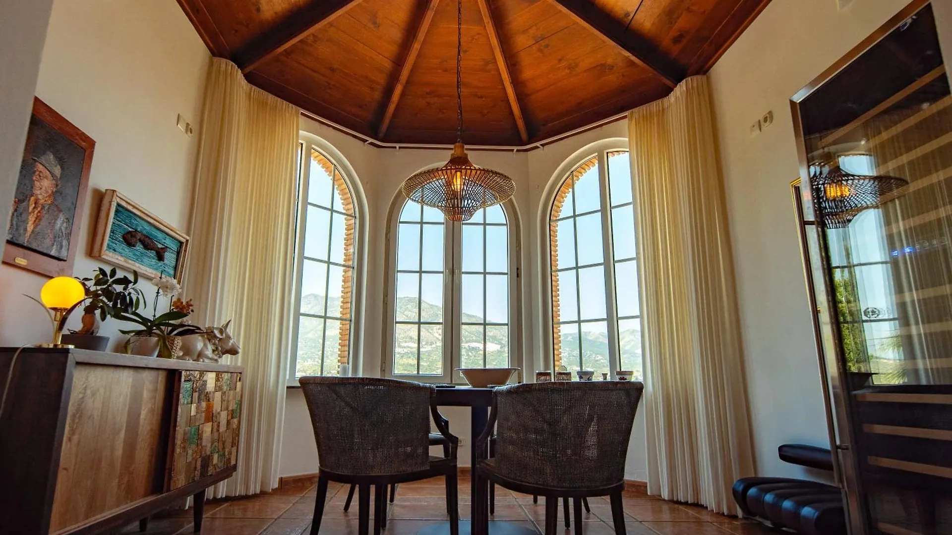 Luxury Villa Overlooking Fuengirola - Ref 86 Santa Fe de los Boliches 0*,  Spanyolország