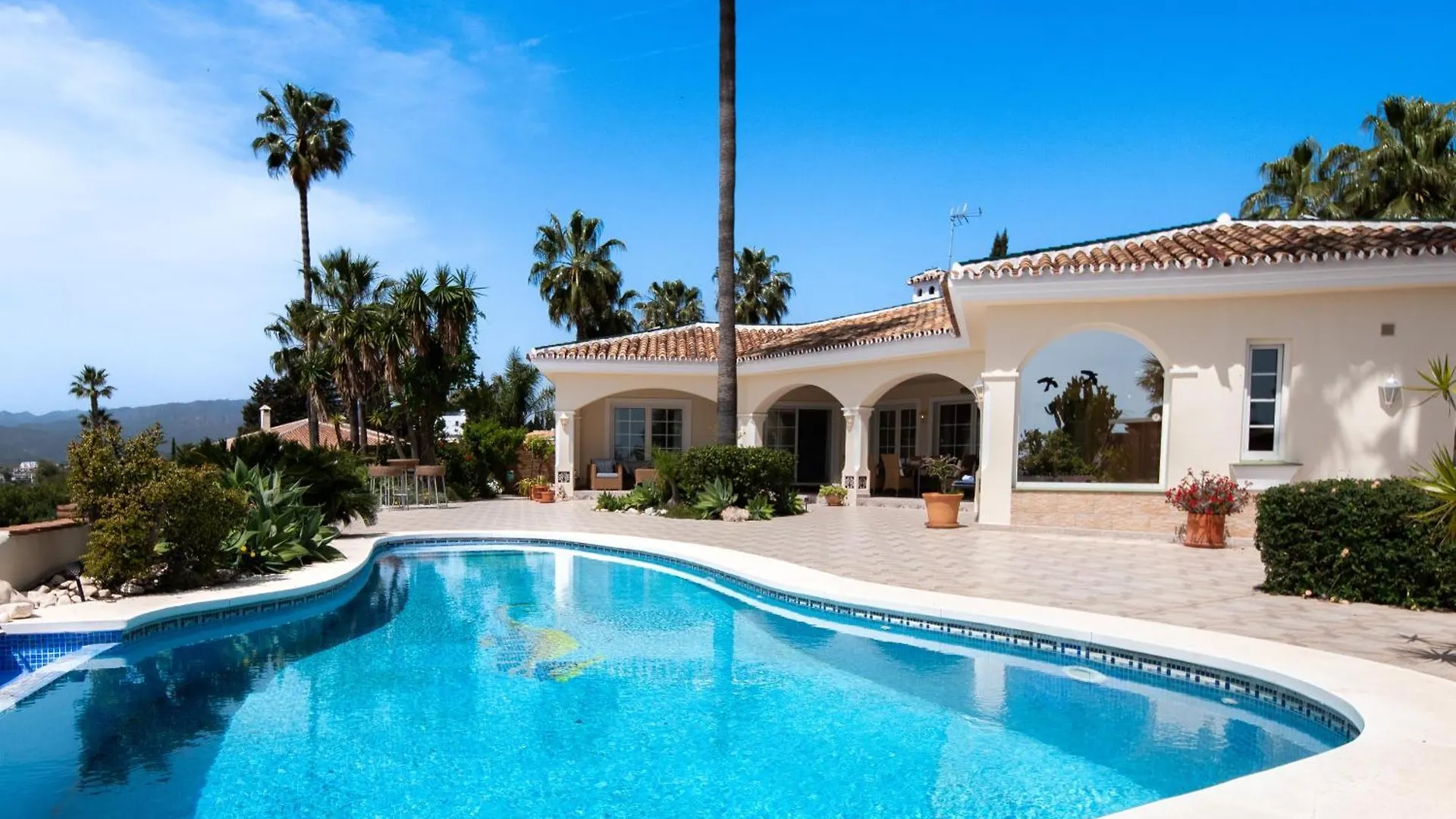 Luxury Villa Overlooking Fuengirola - Ref 86 Santa Fe de los Boliches